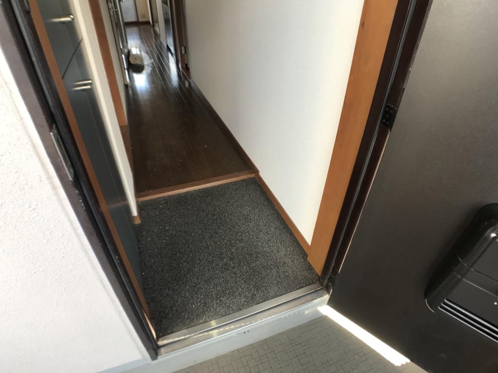 13/30 玄関