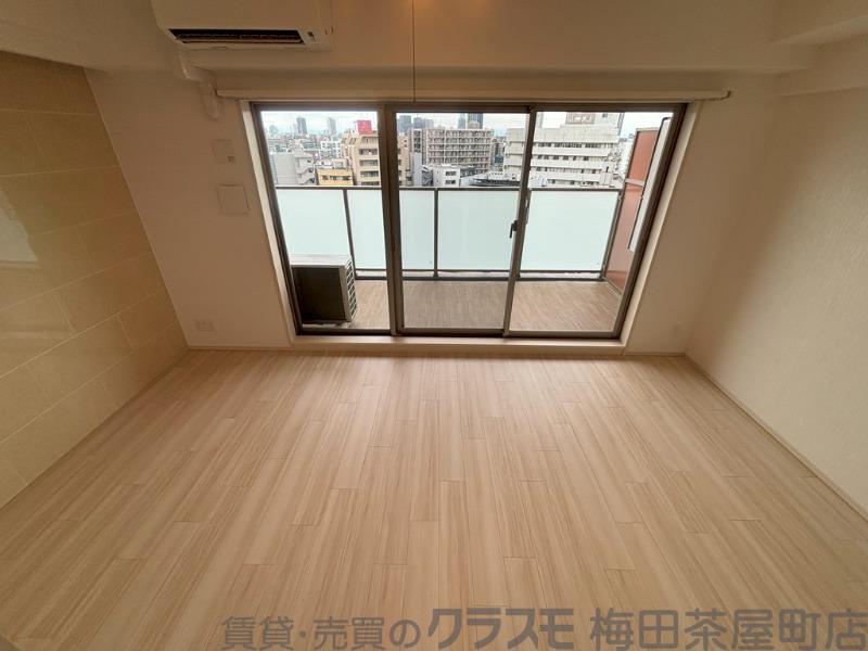 14/30 室内