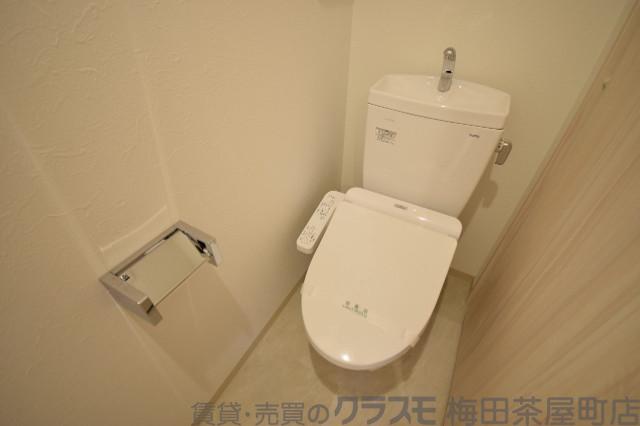 20/30 トイレ