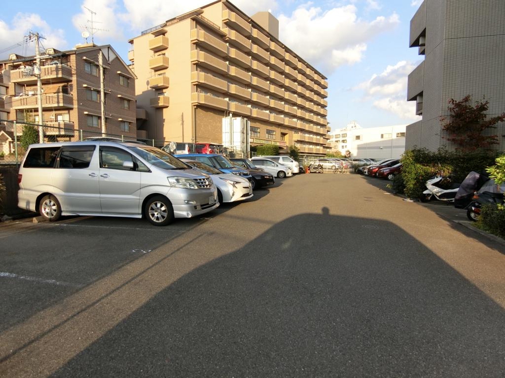 27/29 駐車場