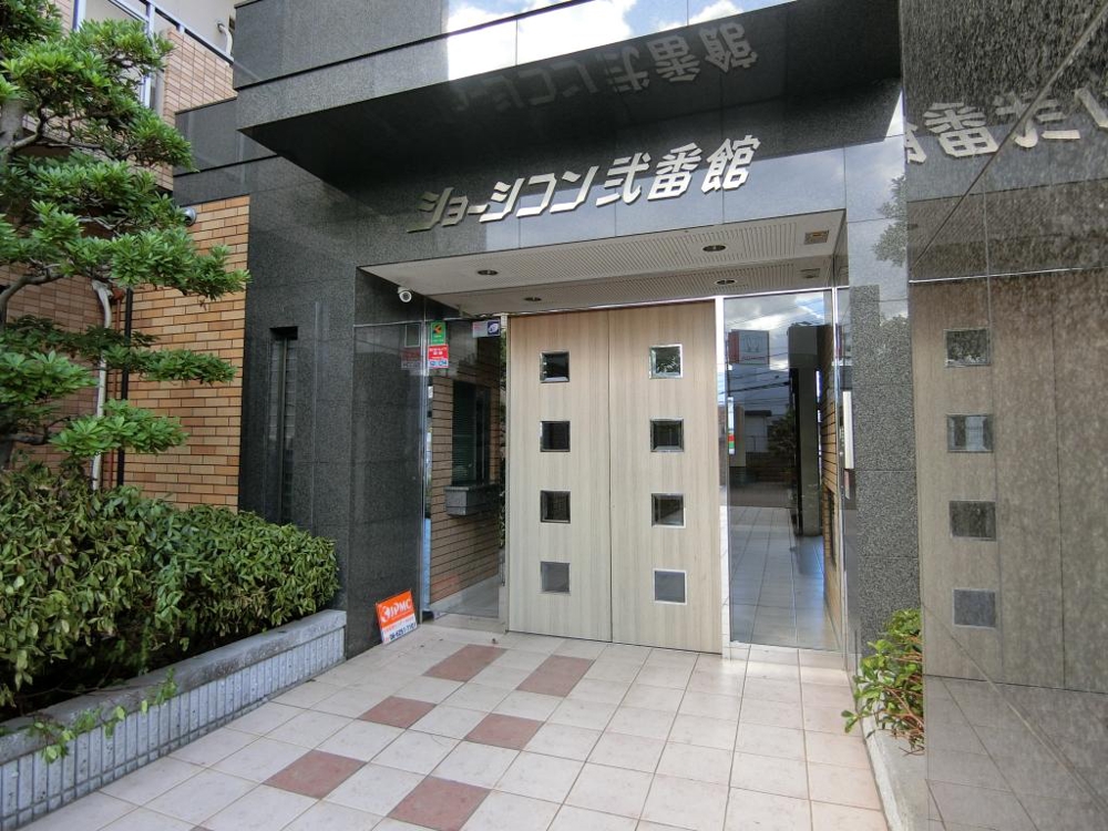 3/4 エントランス