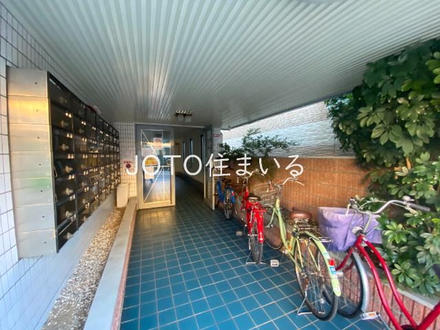 17/24 エントランス