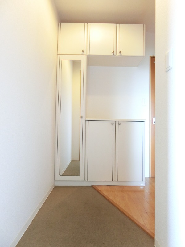 14/30 玄関