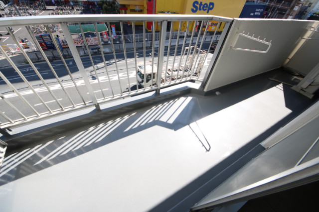 17/30 バルコニー