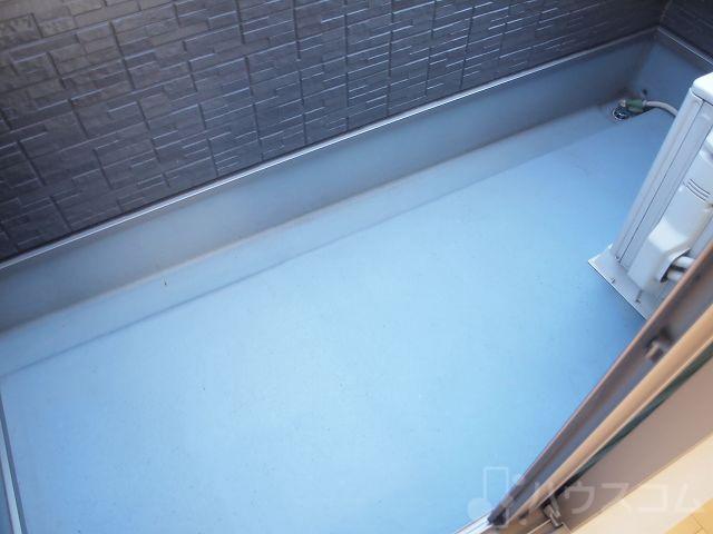 16/27 バルコニー