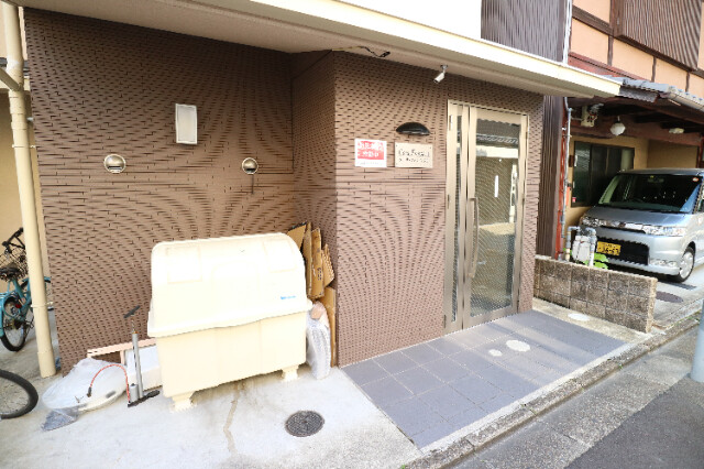 20/22 エントランス