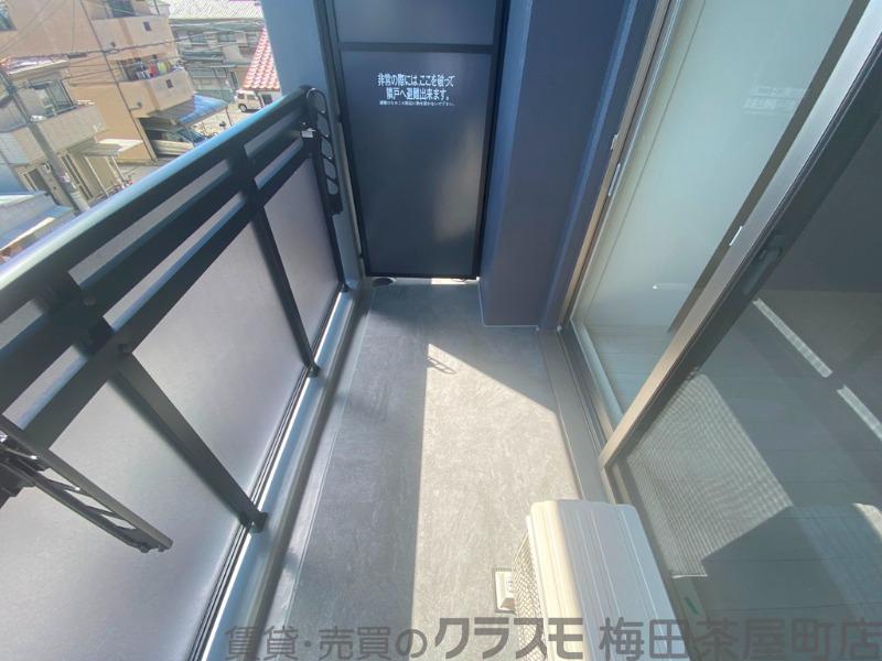 21/30 バルコニー