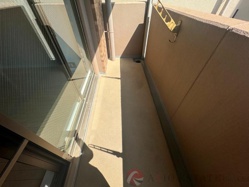 23/30 バルコニー