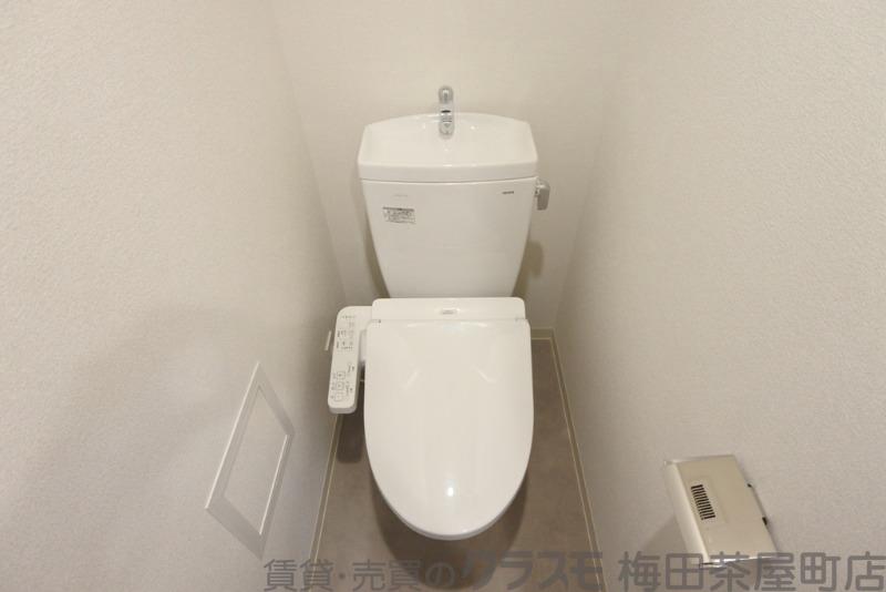 20/30 トイレ