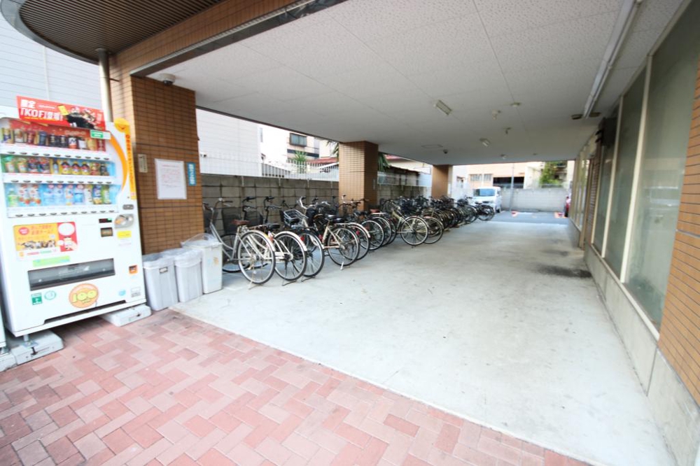 29/30 エントランス