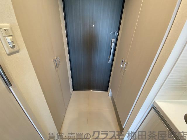 14/30 玄関