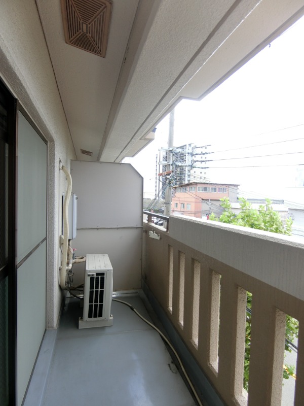 20/30 バルコニー