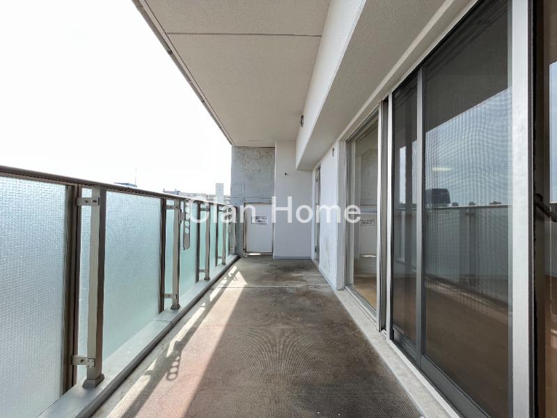 23/30 バルコニー