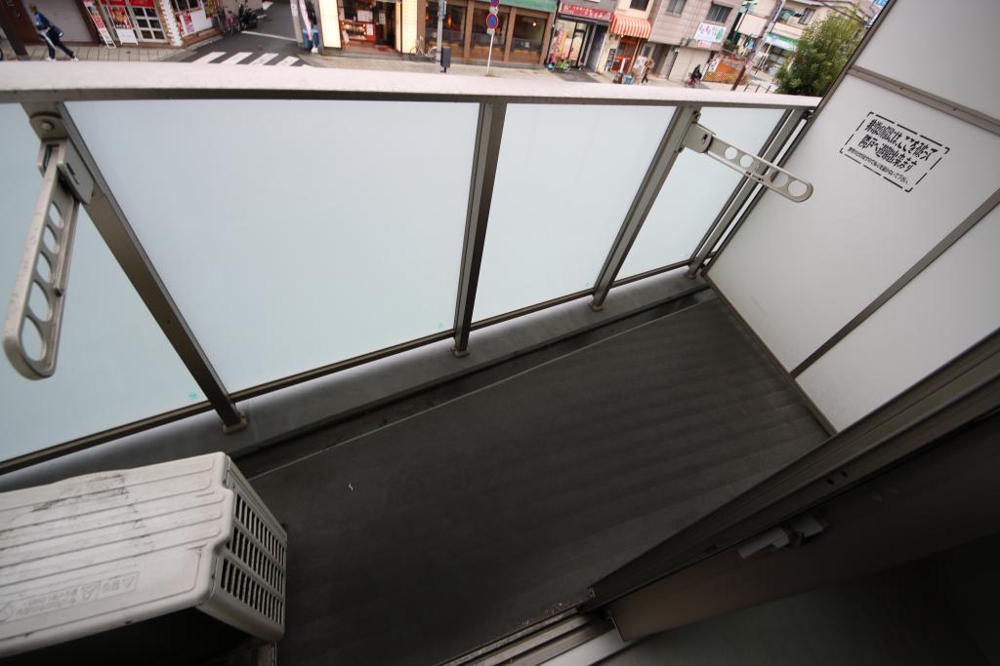 18/30 バルコニー