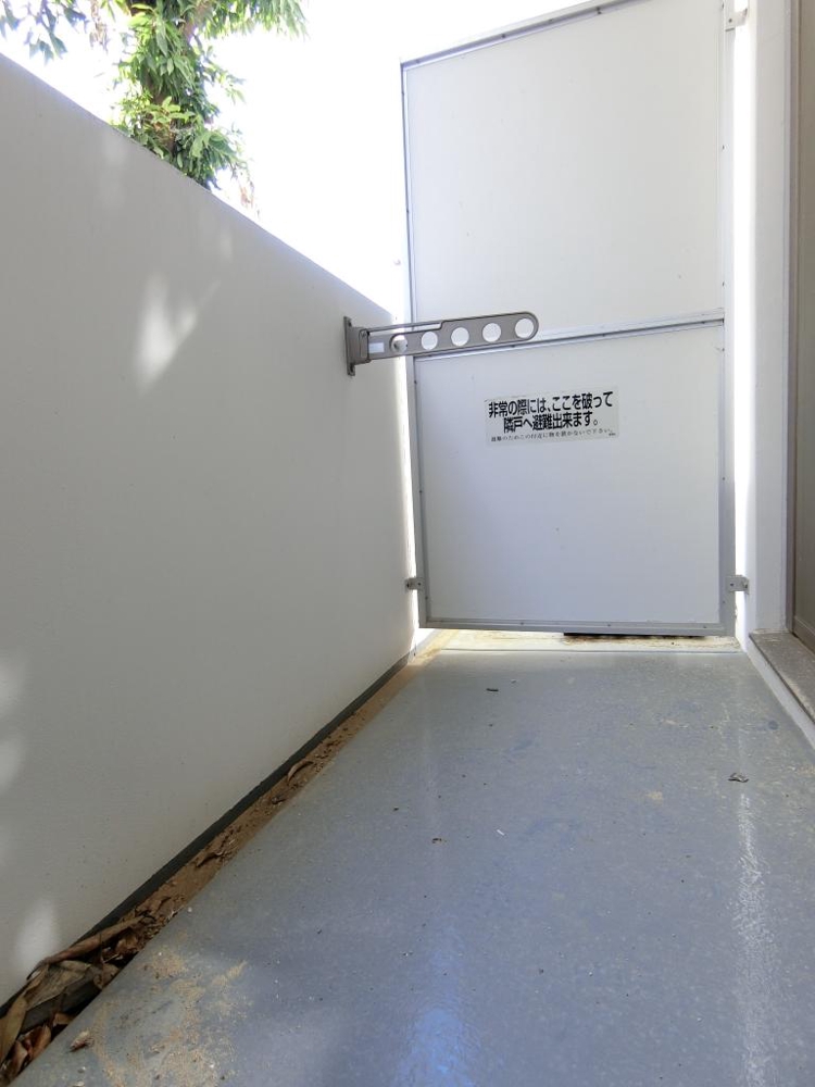 20/30 バルコニー