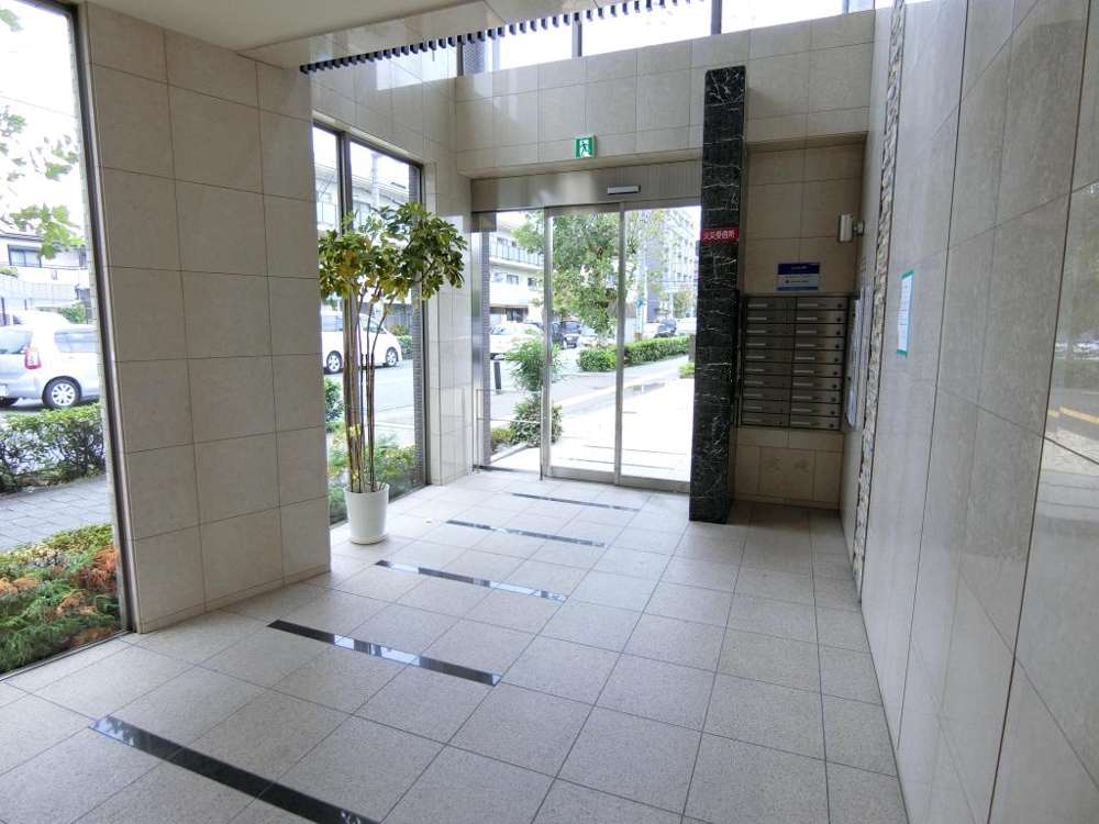 3/5 エントランス