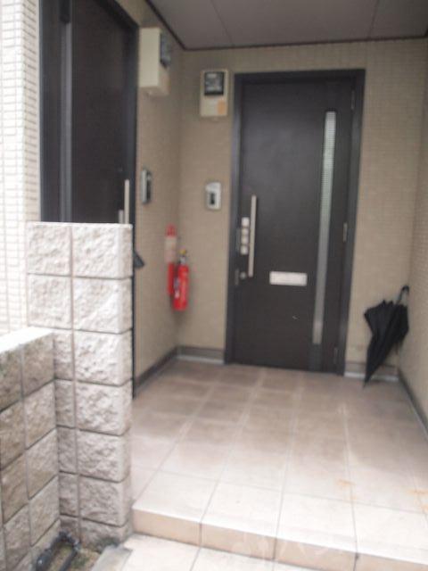 2/5 エントランス