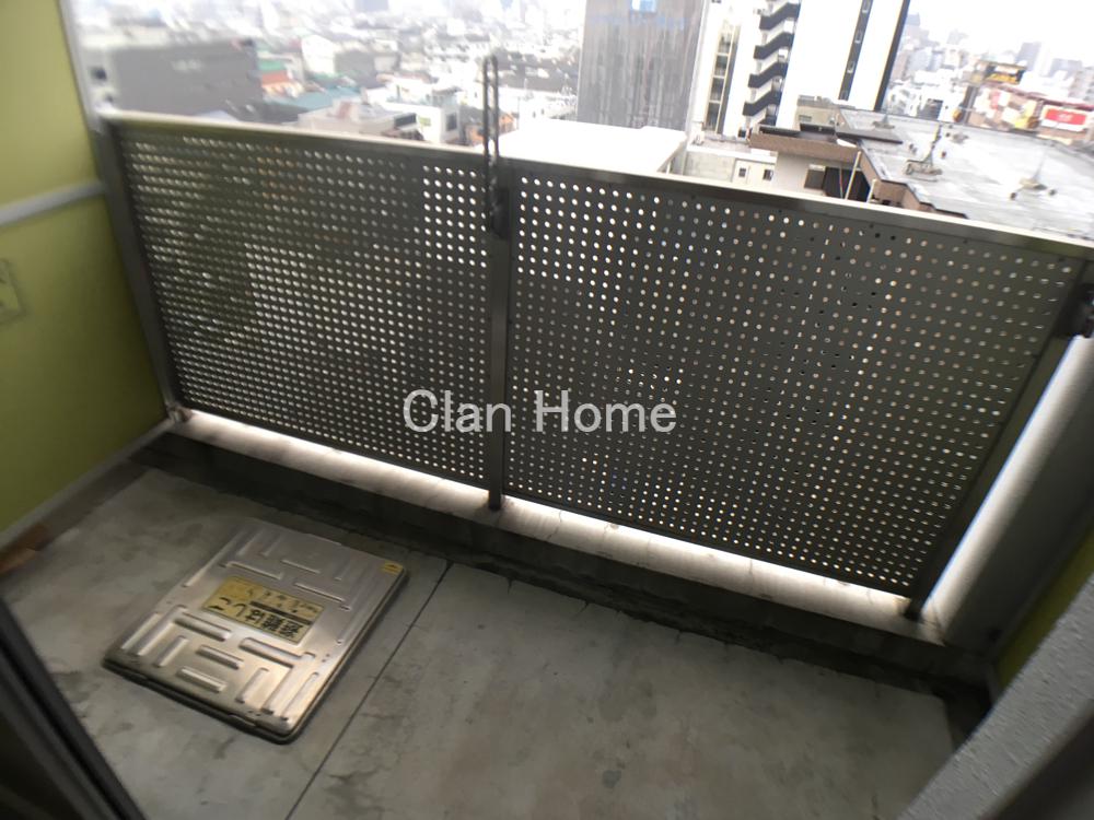 25/30 バルコニー