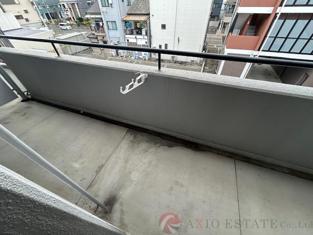 21/30 バルコニー