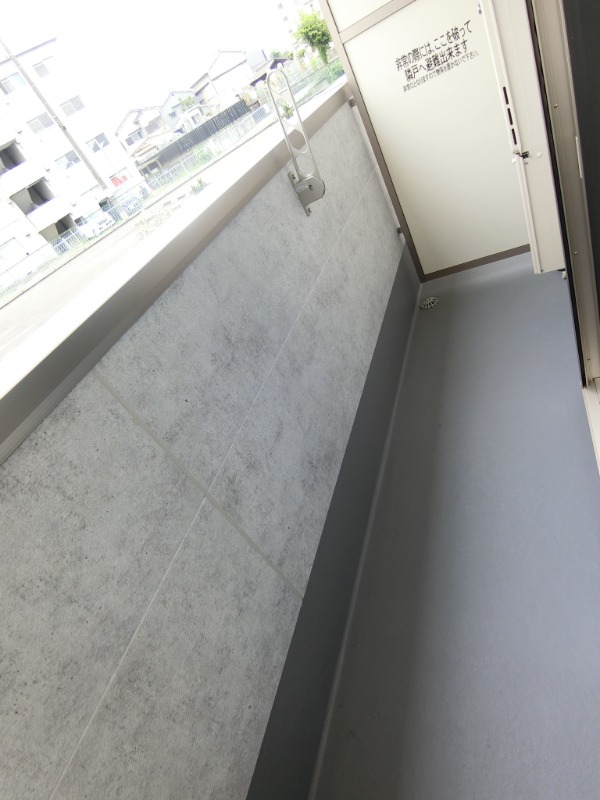 18/30 バルコニー