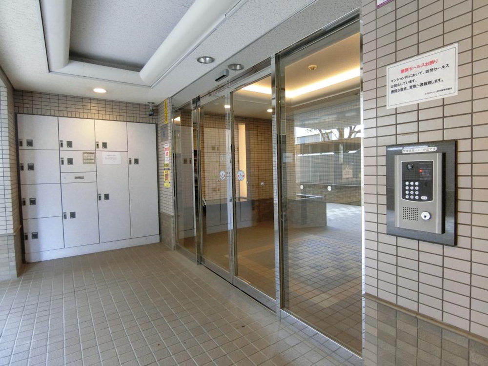 29/30 エントランス