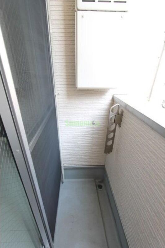 13/22 バルコニー