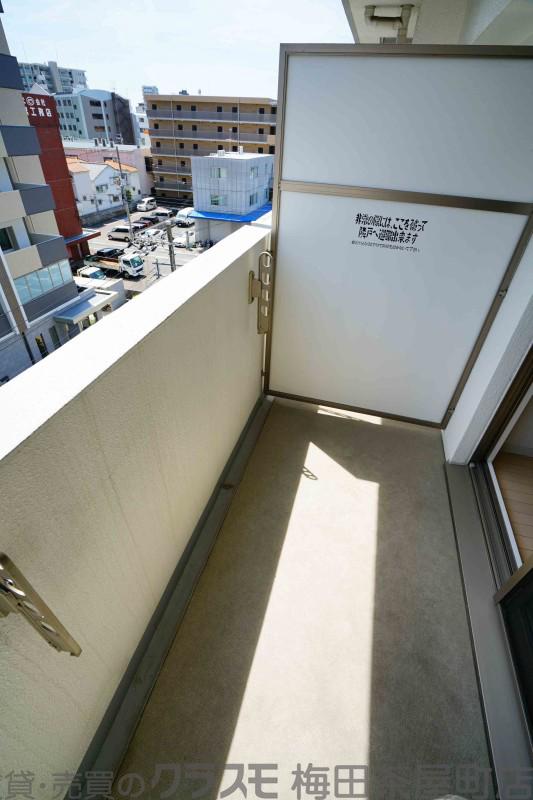 19/30 バルコニー