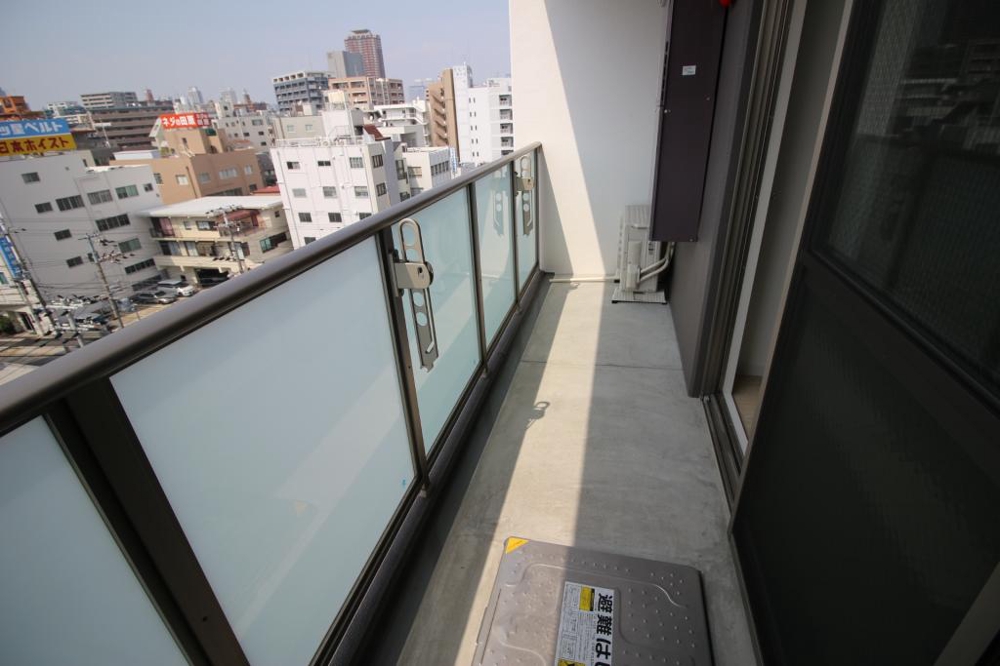 23/30 バルコニー