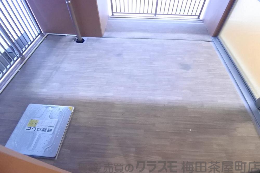 21/30 バルコニー