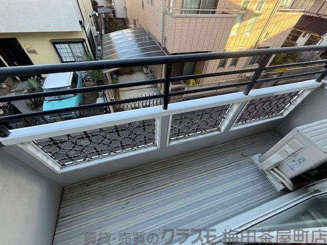 21/30 バルコニー