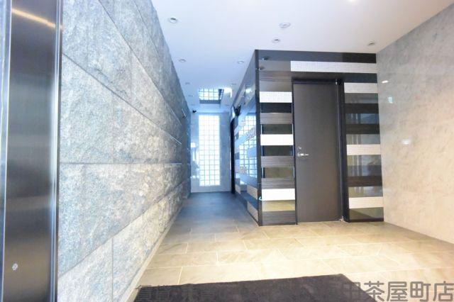 17/25 エントランス