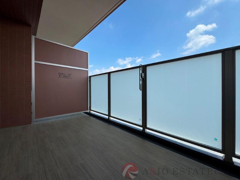 23/30 バルコニー