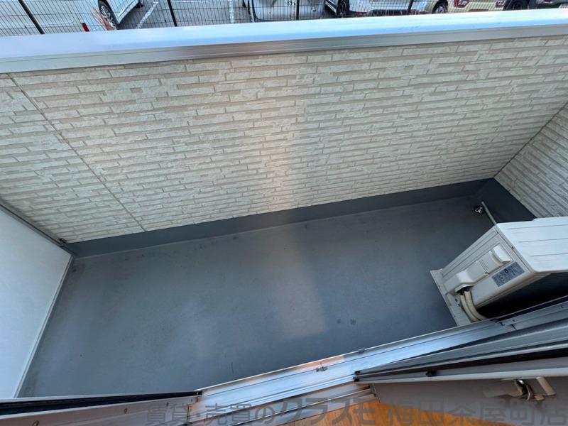 21/30 バルコニー