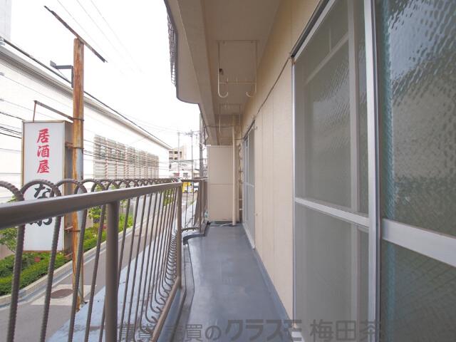 21/30 バルコニー