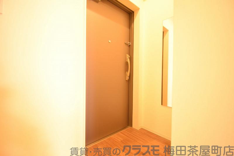 13/30 玄関