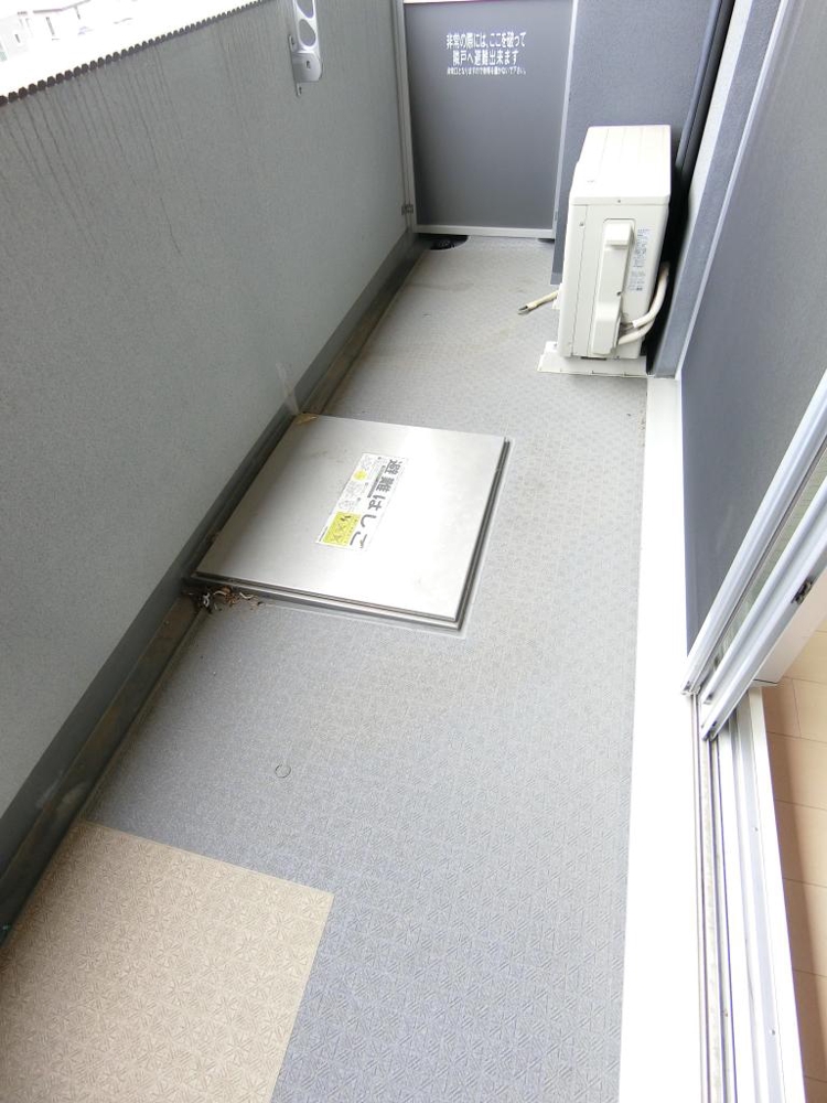 20/30 バルコニー