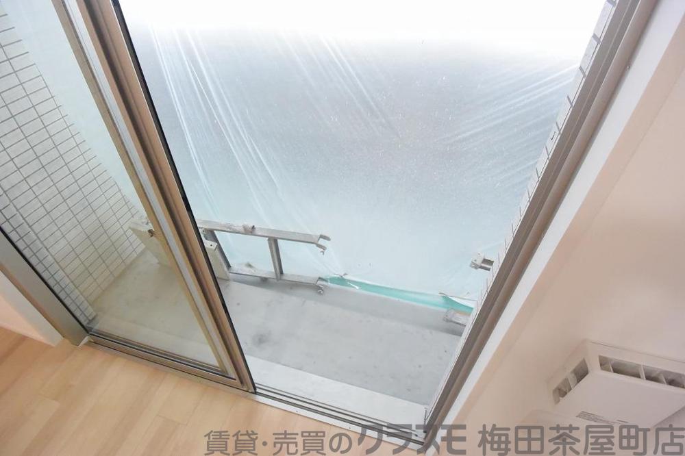 26/30 バルコニー