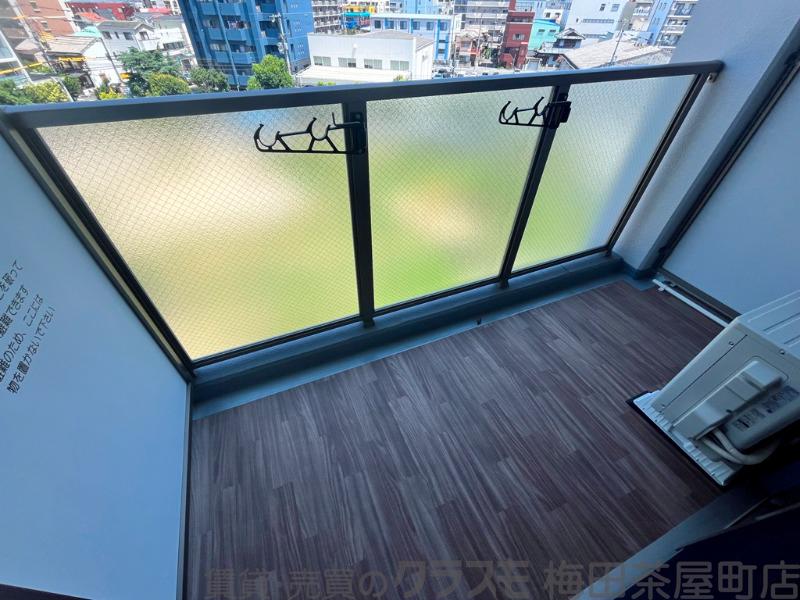 21/30 バルコニー