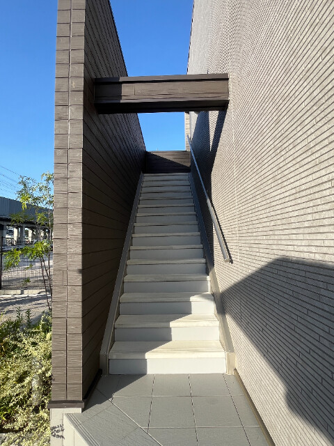 3/7 エントランス