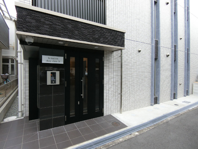 3/4 エントランス