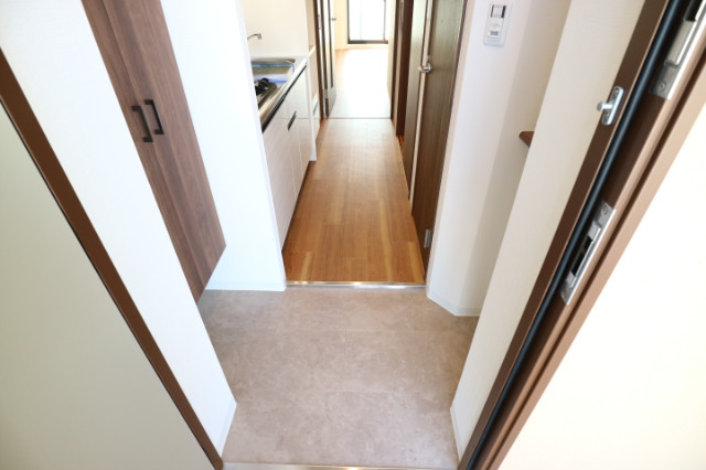 13/30 玄関