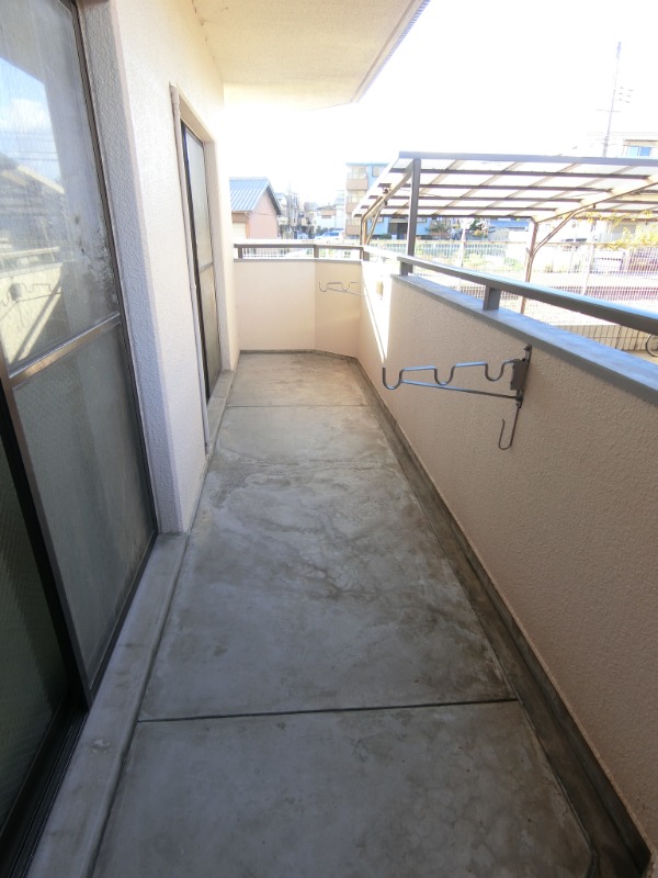 23/30 バルコニー