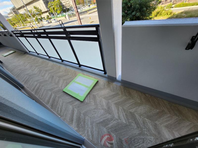 21/30 バルコニー