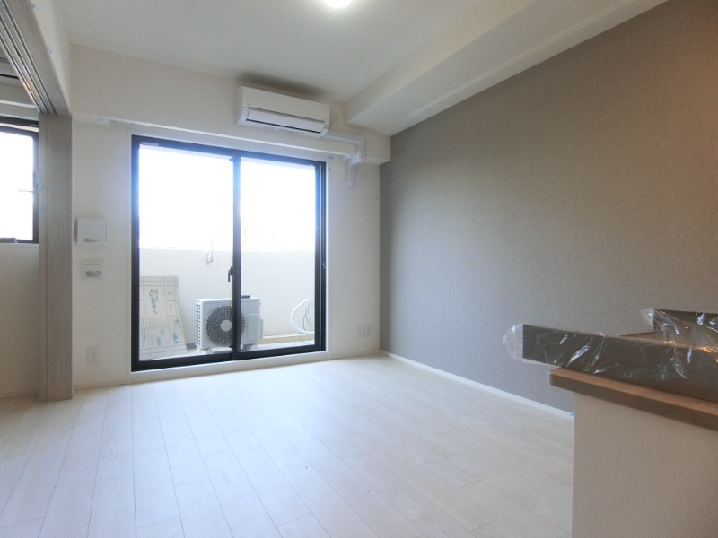 27/30 エントランス