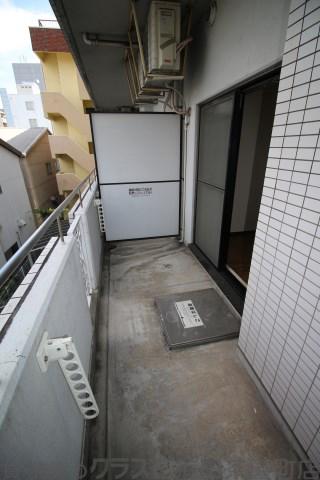 19/30 バルコニー