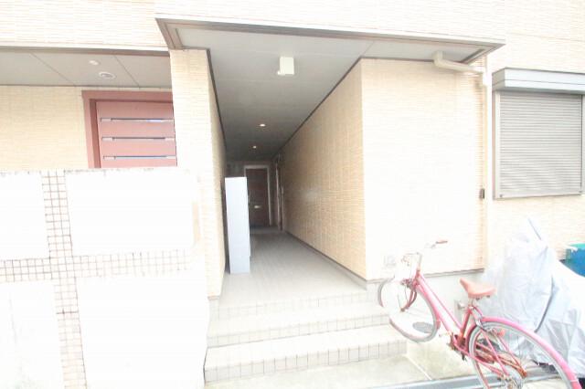 29/30 エントランス