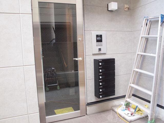 2/4 エントランス