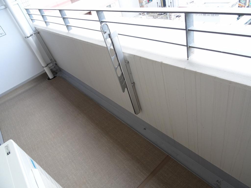 17/30 バルコニー