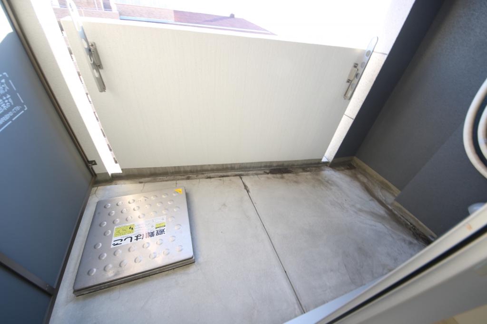 18/30 バルコニー