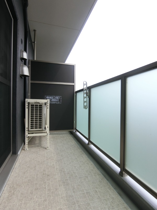 16/28 バルコニー